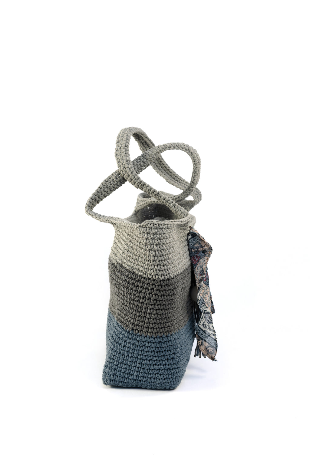 Nectarine: medium to large size structured bag